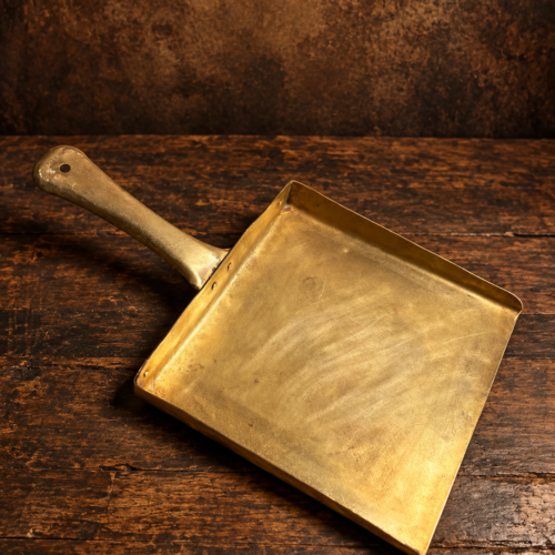 Vintage Solid Heavy Brass Dust Pan – Traditional Square Dustpan with Brass Handle
