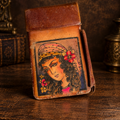 Vintage Leather Cigarette Case with Retro Lady Artwork – Decorative Pocket Holder